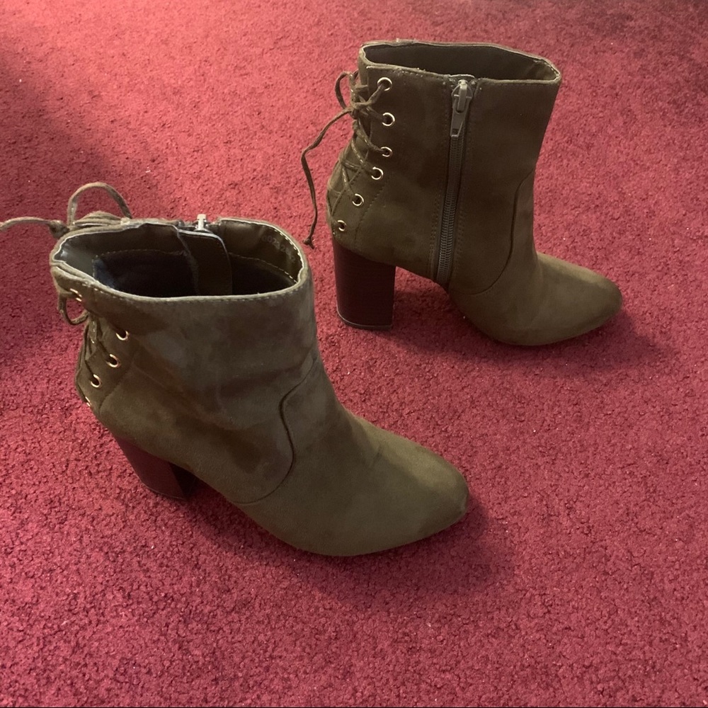 Forever 21 booties